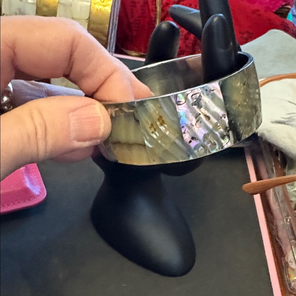 Silver Plated Iridescent Abalone Shell Bangle Bracelet - Picture 3 of 9